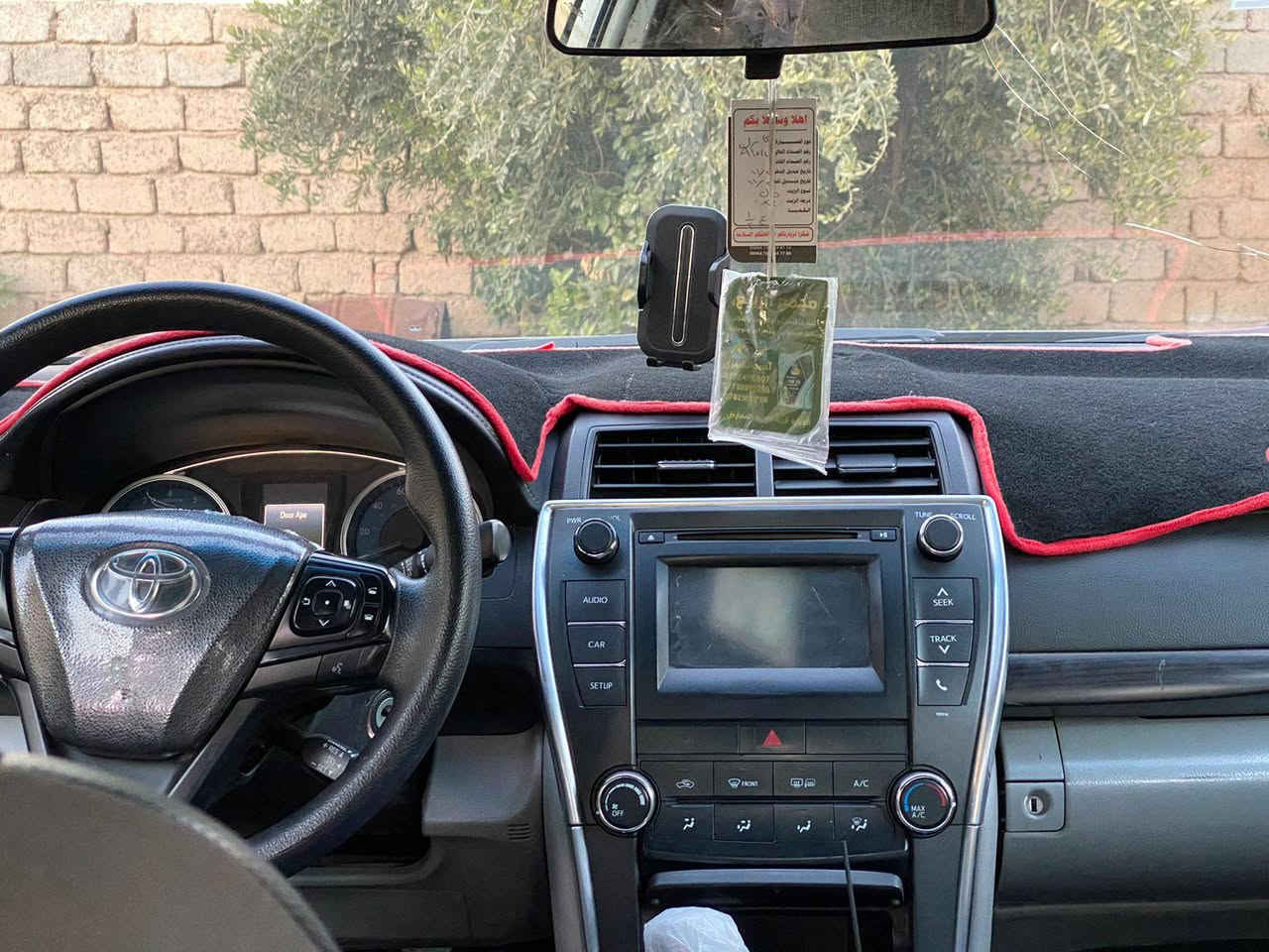 السلام عليكم
كامري موديل 2017 
مواصفات Le
رقم أربيل دولي باسمي 
ماشيه 128  ml
ضرر 3 قطع 
سياره جاهزه 
ترهم نقد وترهم مراوس حسب القناعه 

***********
