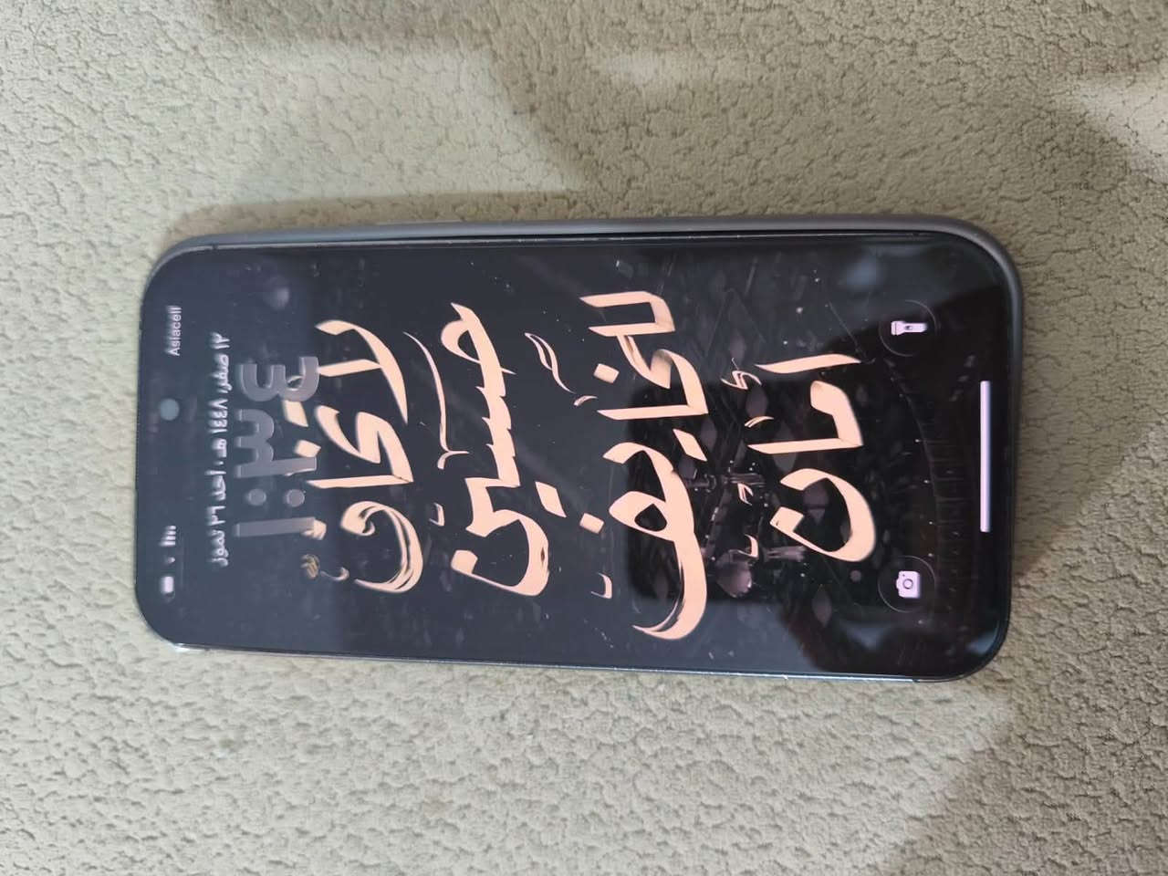 ايفون 14 برو ماكس
نسخه الشرق الاوسط 
تك خط
بطاريته ٨٤
السعر ٨٥٠ 
***********
