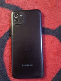 سامسونج A03 • ١٢٨ • شخط بالشاشة