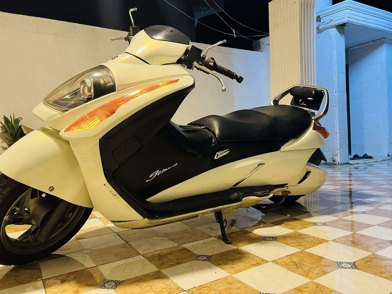 السلام عليكم
اللهم صلي على محمد وآل محمد 

ساسوكي كمه 

الدراجه كفاله مكينه لاتنقص لاتبخل شرط👌🏻

ستاند حساس🦵🏽

ادامه كامله

كشر خير من الله 🏍️ 

سعر 12 مال بيع 

رقم ***********
