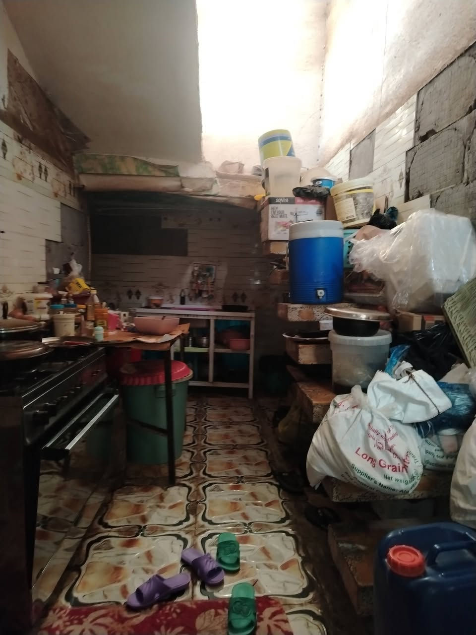 دار للبيع طابو صرف سعر قطعه  صابئه رابع بيت عن الجسر  شارع 10 متر  مكان جدا راقي مساحه 115 يحتوي غرف صاله استقبال مطبخ صحيات بناء قديم السعر 77 اوبيه مجال بسيط إستفسار *********** اكرم الاسدي للعقار
