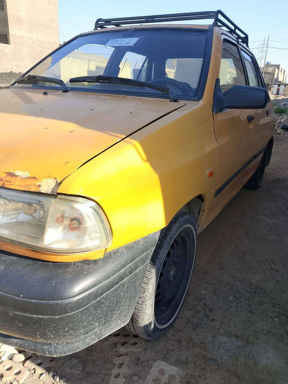 سلام عليكم سايبا للبيع موديل ١١ السياره بسمي تحويل ثاني يوم هزه جديده السياره محركه جيد جدا الغرفه جديده الشواصي معمره السعر ٢٧ وبيه مجال مكاني بغداد ***********
