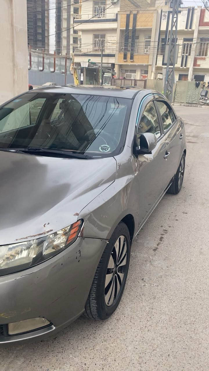 كيا فورتي 2013 للبيع
محرك 2000
فتحة سقف
مري شفط
تبريد خير من الله
ضربتها من امريكا جاملغ
وبالعراق الضربه اللي موضحه بالصوره ممصلحه
وباب السايق مبدل نفس اللون
رقمها بغداد الجديد
ومكانها بغداد حي الجهاد

للاستفسار اتصل عالرقم
***********
غير متراجد عالفيس Colombo, Sri Lanka
