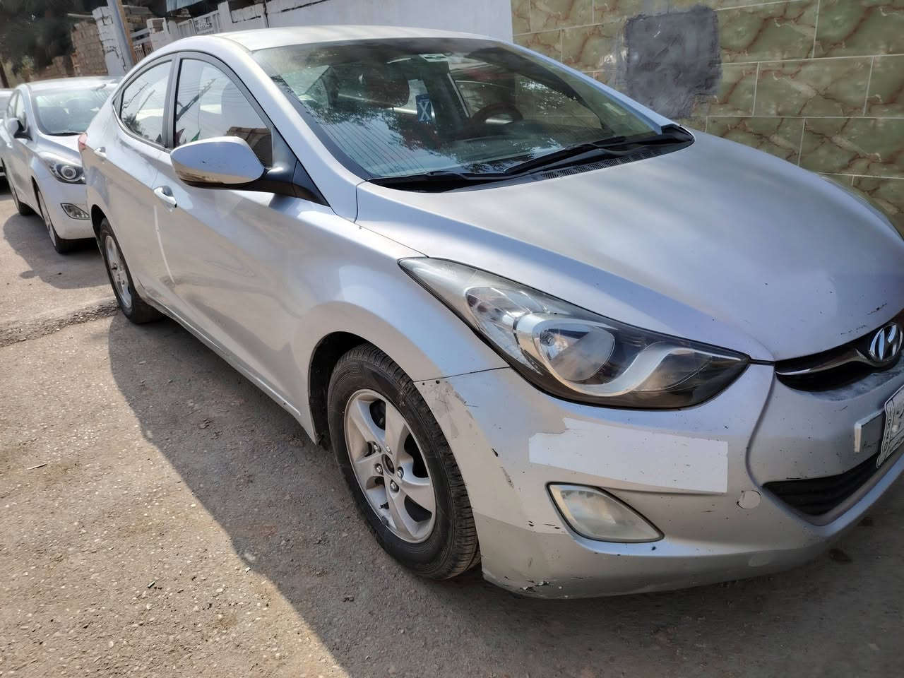 سلام عليكم
للبيع ألانتره أفانتي موديل 2012 كوري مكينه 1600
سياره حلوه طخات بصيط رقمها بصره سنويه بعدها ما منتهيه السعر 90 وبيها مجال/ المكان ميسان المشرح / رقم الهاتف *********** خاص ماجوب
