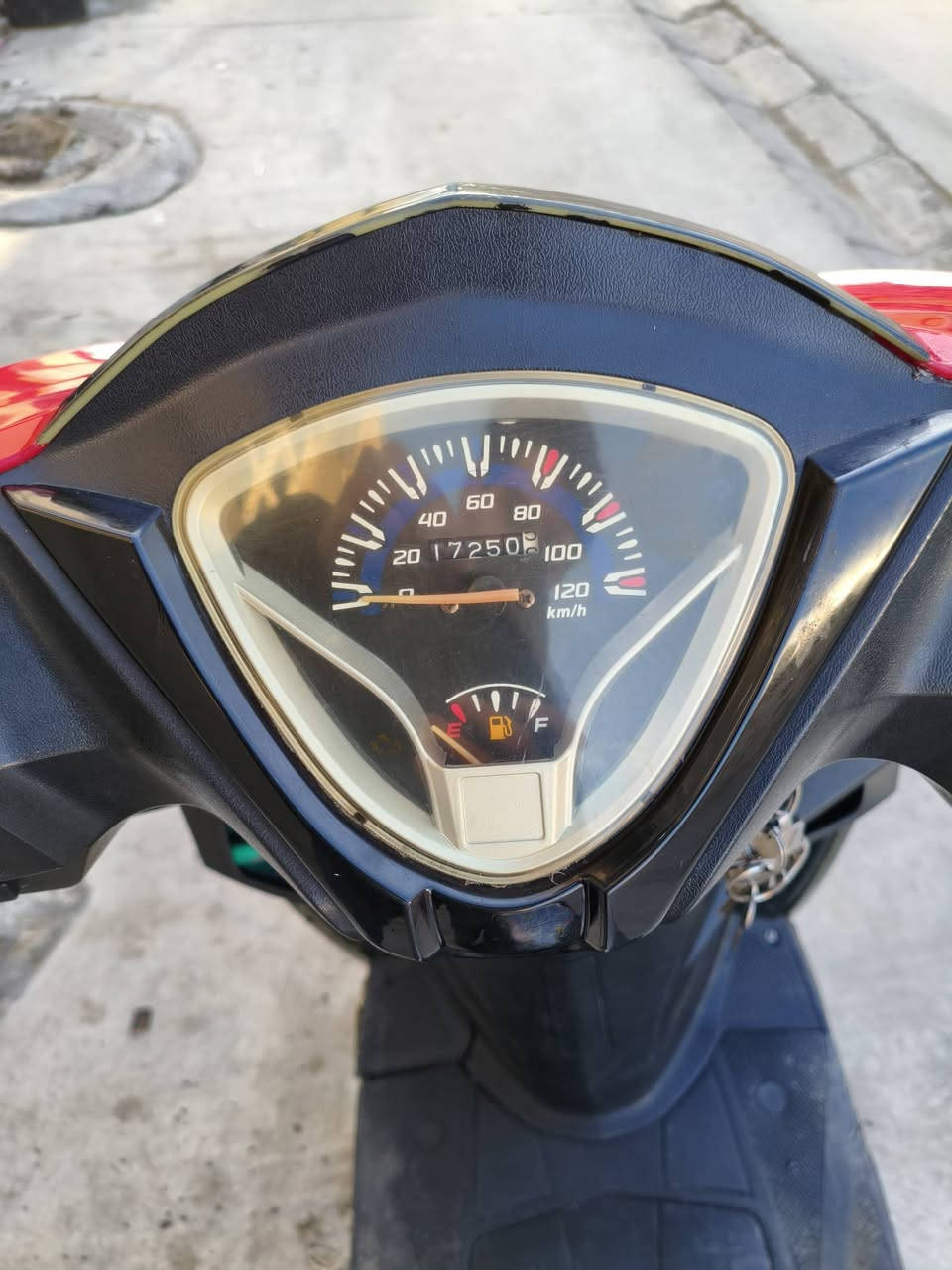 سلام عليكم دراجه جامبو كهربائية كلها شغاله مكينه شرط : سعر 470 وبي مجال رقم : *********** واتساب
