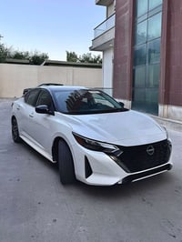نيسان سنترا SR • سنترا 2025 • نيسان سنترا شكل جديد • سيارة بيضاء سقف أ...