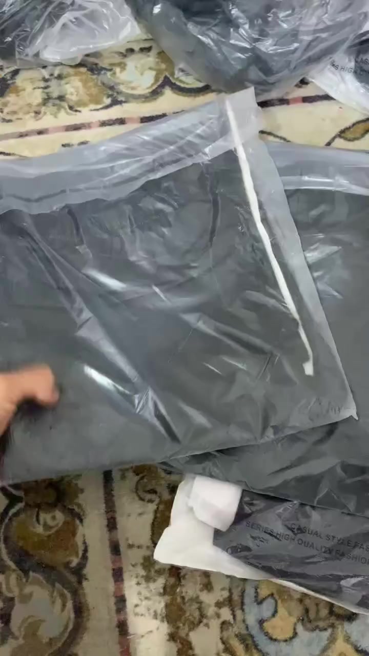 شلعه بجايم رجاليه صيفيه مال بيت بيها قماش قطن وقماش رياضي مو نايلون قماشه كلش حلو ٥٠ قطعه  ب ١١٠ وي توصيل اذا خارج كربلاء ١١٥ الي يريد يراسلني ع واتس ***********
او الاتصال ع خط 
***********
