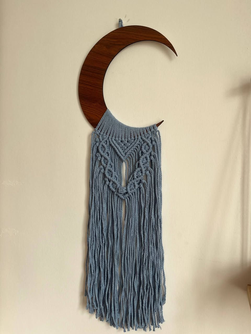 هلال مكرمي بتصميم مميز وخيوط متدلية بانسيابية جميلة 🤍
قطعة فنية تعكس روح رمضان وتمنح المكان حضورًا راقيًا ومختلفًا.

#اكسبلور #اكسبلور_فولو #اكسبلور_explore #فالو #مشاهير


**إذا كنت صاحب هذا الإعلان وتريد حذفه لأي سبب، رجاءا أرسل رسالة إلى الدعم الفني**