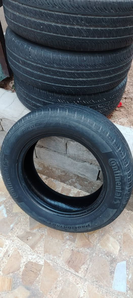 السلام عليكم
تايرات للبيع ١٥/185/60
***********
