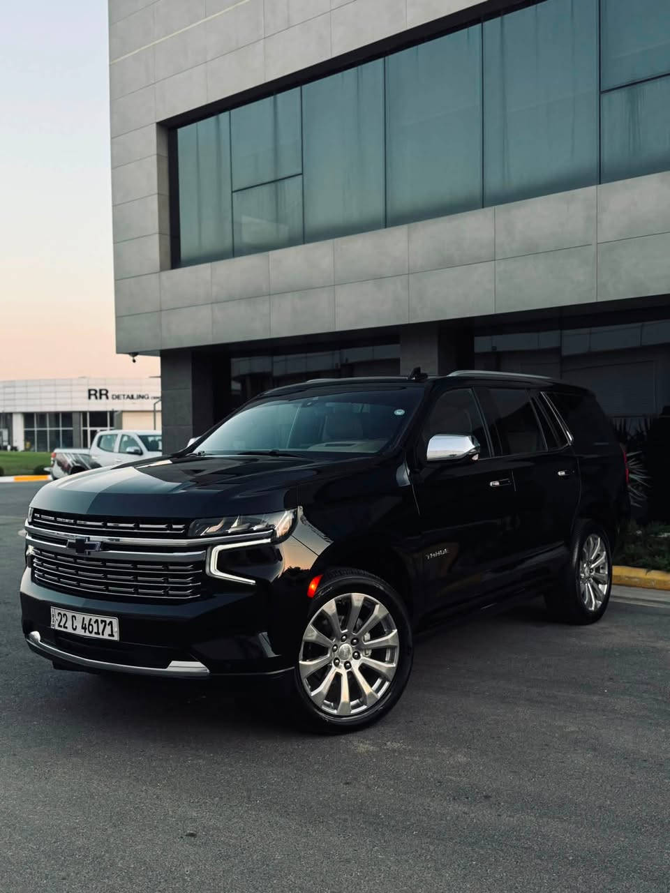 للبيع 🌹🌹🌹🌹🌹🌹🌹🇺🇸🇺🇸🇺🇸
‏Chevrolet Tahoe Premier
الصانع : شيفروليه
الفئة : تاهو🌹🌹🌹🌹🌹🌹🌹🌹🌹
الطراز : بريمير 
خليجي وكاله المنصور بضمان 
سنة الصنع :2021
الحالة : لايوجد صبغ
نوع ناقل السرعة:أوتو تيبترونك
عدد السلندرات : 8 سلندر
حجم المحرك : 5.3L
القدرة الحصانية : 355HP /360PS /265KW
نظام الدفع : 4WD
نوع المقاعد:جلد- كهربائي - تدفئة - تبريد
فتحة السقف : بانوراما
وسادات هوائية : 9
شاشة : 3
داتاشو كبير 
دواسات كهرباء 
5 كامرات 
جكات صعود ونزول 
قياس الإطارات ؛ 21 إنج

🌹🌹🌹🌹🇺🇸🇺🇸🇺🇸🇺🇸🇺🇸🇺🇸🇺🇸
مصابيح ؛ رأس متحرك - زينون - إضاءة LED السيارة 
( فول مواصفات للاخير البرايمر ) 

العنوان : سليمانية 

للاستفسار الاتصال 
***********
***********
السعر.  المطلوب 445ومجال بسيط
