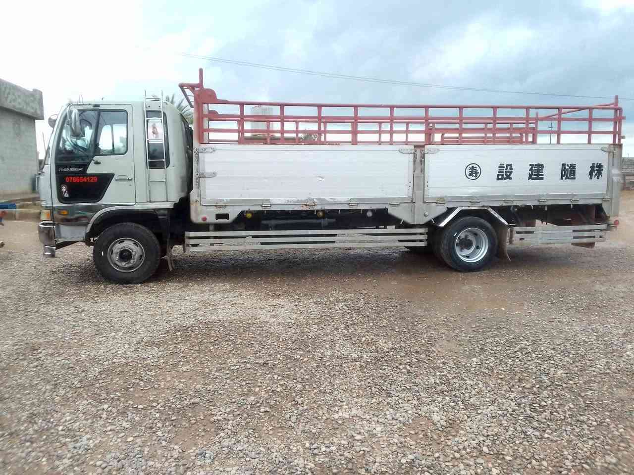 هينو طيره للبيع موديل 94سنويه لحد 30شرط التحويل 6وربع ابلادي ممحور السعر 165اوبي مجال بسيط***********
