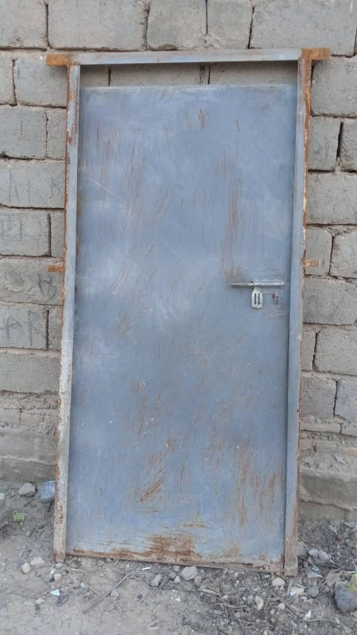 السلام عليكم باب للبيع حديد ثقيل
مكاني مسيب طريق ابو الجاسم ع 
قرب صوره احمد الوائلي حي الصدرين 
***********
