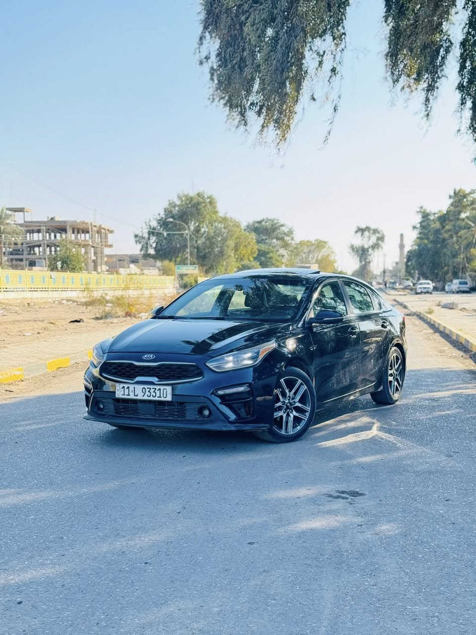 السلام عليكم 
كيا فورتي 2019 بسمي رقم بغداد 
 فول الفول موصفات EX

1بصمه 
2فتحه 
3بصمه بيبان 
4كشنات جلد كهرباء 
5تبريد قطعتين
6رادارات امامي خلفي جانبي 
7كامره دواره وشاشه لمس 
8مكينه 2000 دوش وكير ايتي 
9مري كهرباء اشاير مري 
10 شحن ذاتي لاسلكي 
11لايت عدسه 
12ماشيه 70 حقيقي 
13قياده ذاتيه نضام ترحيب 
14حساسات خلفيه ويلكب كروم 

بعد هواي مواصفات بيهه سياره فول مكينه وكير وحدايه وتبريد مكفولات السياره بيهه فقط بنيد بدون اي دواخل شرط الفحص والسونار سياره كنديه بدون ملاحضات السعر 128 مجاله بسيط  المحموديه بغداد ***********
