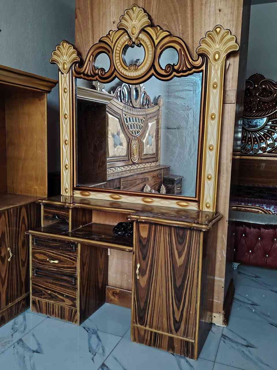 يتوفر غرف نوم عراقي وكناتير جدد مقابيل مستوصف الرمانه للاستفسار الاتصال على الرقم 
***********
