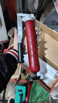 مشحمة يدوية • أمريكي • ١٠٠٠٠psi