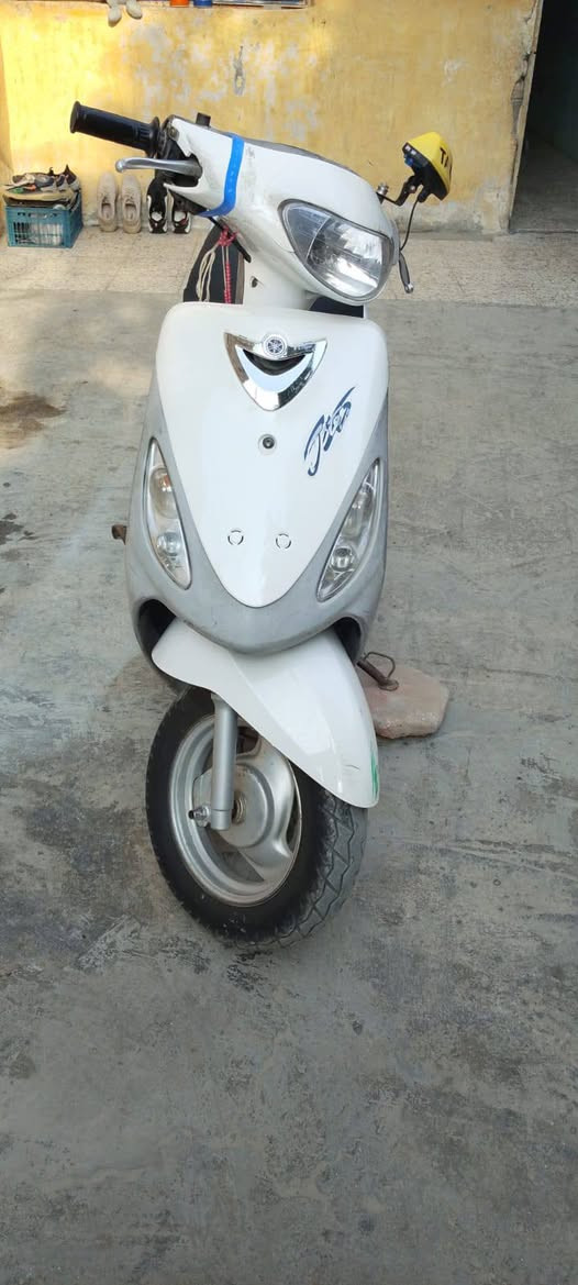 سلام عليكم شباب دراجه ماكس عدله دراجه كامله شغل وطلع دراجه خير من الله  دراجه ما مفتوحه ولا ماد درنفيس عليه.  مكاني بغداد مدينه الصدر الشراي يتصل على رقمي ***********
