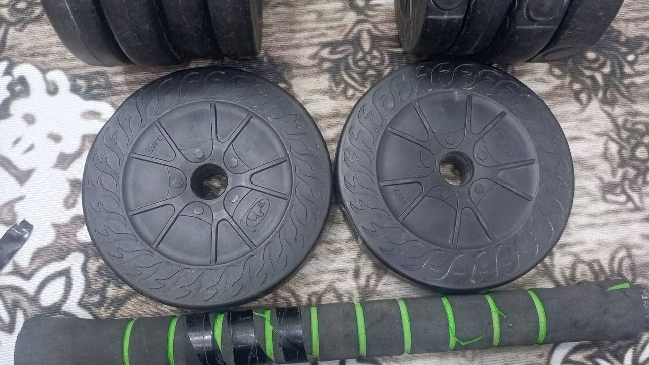 سلام عليكم دمبلصات للبيع العنوان السكلاات سعر 60 وبيهن مجال  ***********
