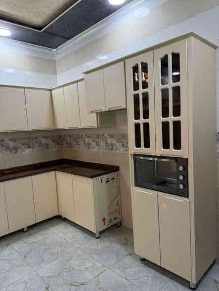 وبه نستعين 
تم تثبيت مطبخ احد الاخوه 
في اطراف قضاء المقداديه منطقه الكيلوات 
داخل المنيوم محشه بلخشب مع ابواب HDF عالي جوده مع المرمر صناعي ثقيل بلون الجوزي 
اختيار التصميم ولون من اختيار الزبون 
والتنفيذ علينه 
اسعرنا تنافسيه ثابته 
للاستفسار عن الاسعار مراسله الصفحه او الاتصال على رقم ***********
