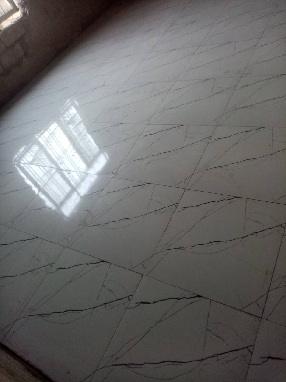 شغول سيراميك ارضي وجداري بسعار مناسبة ***********
