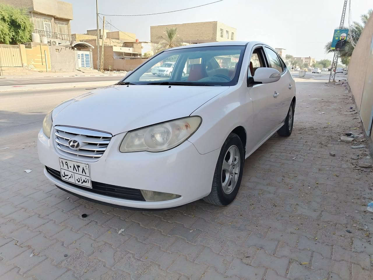 سلام عليكم سياره النترا ٢٠١١ بيها قطعتين باب السائق والحاملغ الامامي جه السائق حداديه جديده السعر ١٠٣   رقم الموبايل ***********
