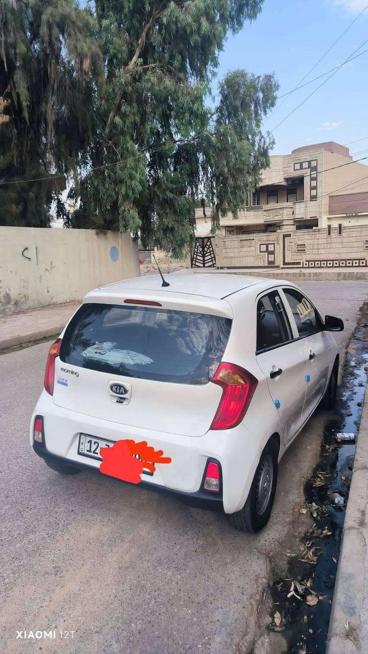 كيا بيكانتو مورانو موديل1916     محركها 3 بستم نظيف خير من الله كير اوتوماتيك سيارة حيل حلوة ونظيفة مال بيت . بيها فقط بارد اباب السايق وبعض الملاحظات الخفيفة السيارة رقم نينوى باسمنا تحويل ثاني يوم . السعر 85  رقم صاحب السيارة ***********
