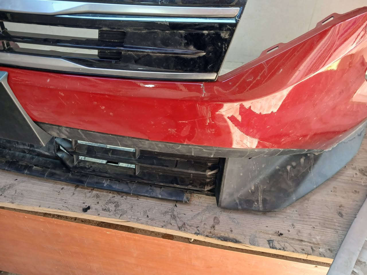 السلام عليكم من رخصة الادمن تصليح دعامية امامية  k4 m25 وإضافة ربع دعاميه الرياش لبيع وتصليح الدعاميات العنوان بغداد الأمين الثانيه *********** *********** ملاحظة تصليح وليست للبيع
