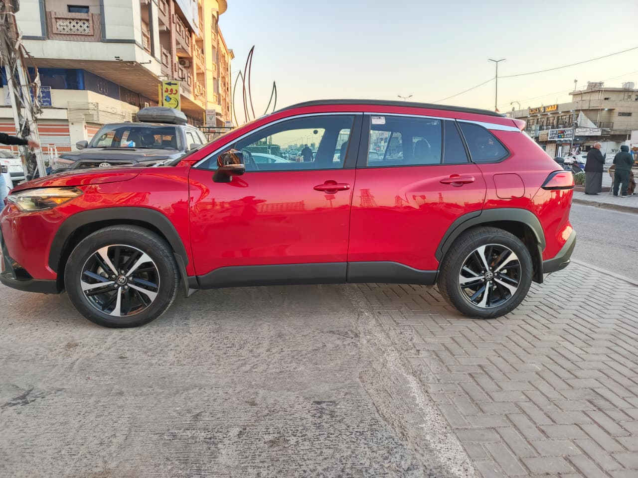 تويوتا كورولا كروس 2025 XSE هايبرد فول ١/١ 
السعر 200 ورقه
***********
