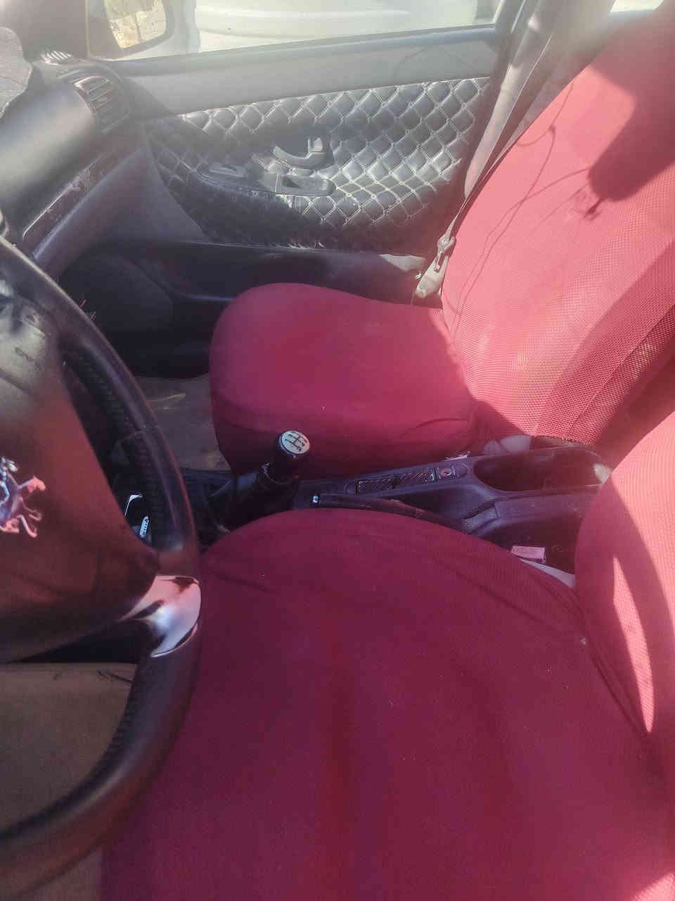 سلام عليكم بيجو فرنسي 2001 مكينة شادهة جديدة ***********
