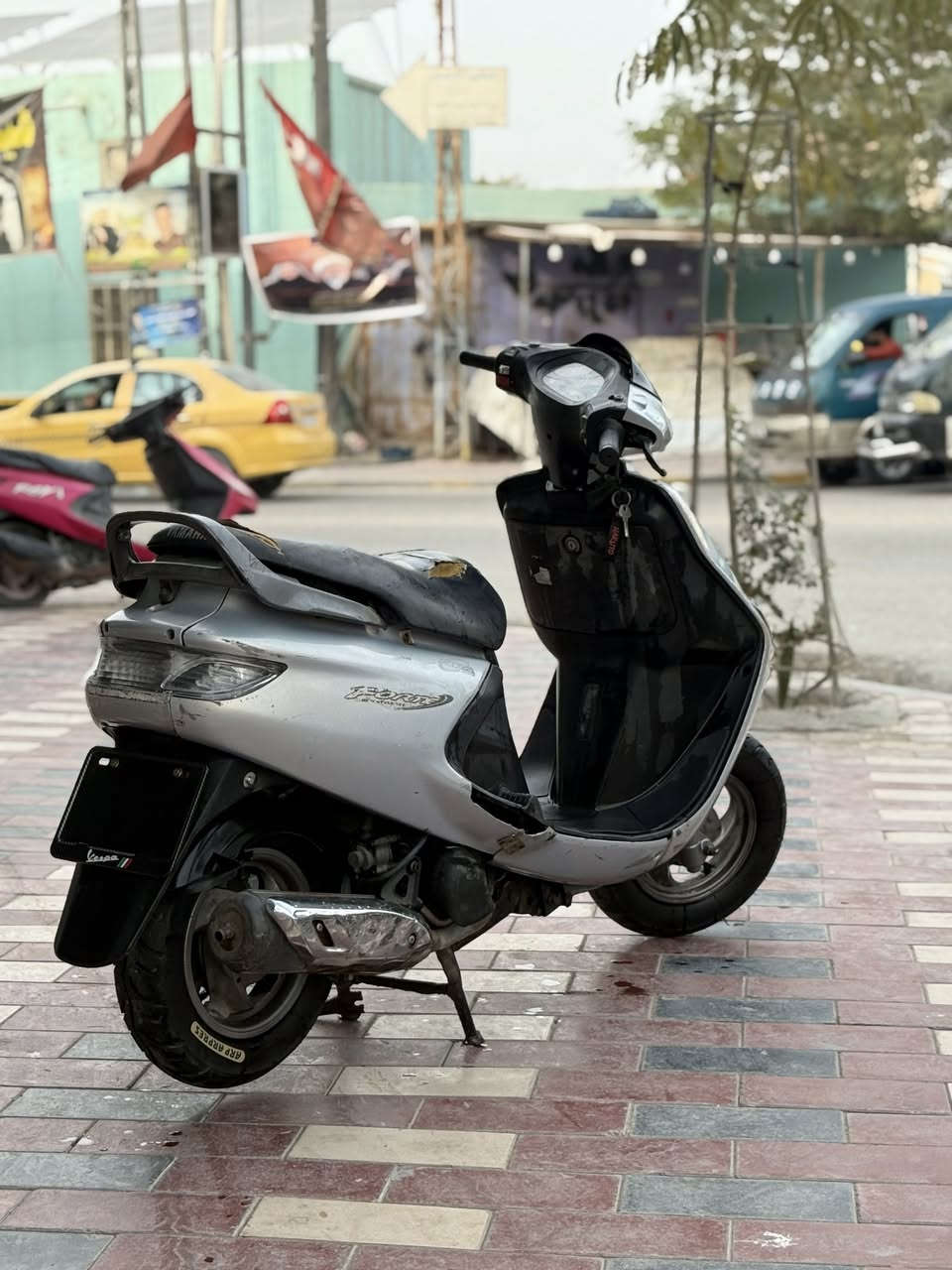 السلام عليكم دراجه للبيع فراشه كدام عينك مال حاويه مكفوله المكينه استيل من البطن السعر 500وبيه مجال حك الجيه  المكان نجف كوفه يم نفق مسلم ***********
