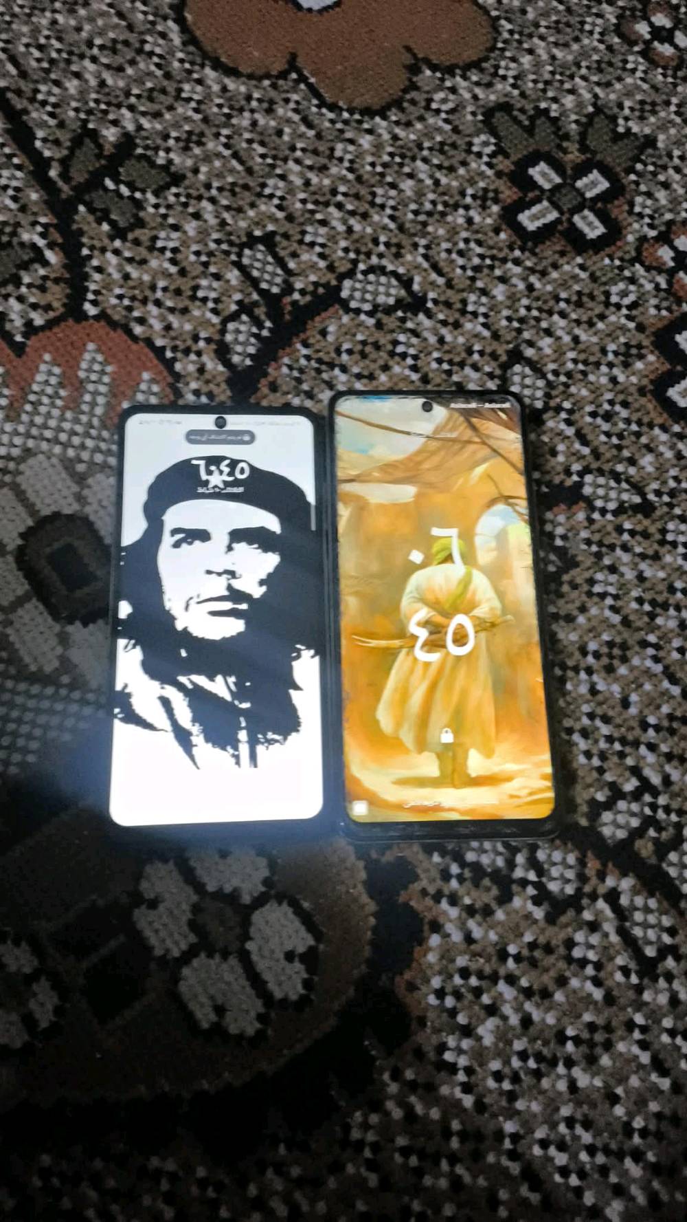 سلام عليكم تلفونات للبيع سامسونك اي 52 بلاك فيو شارك 8 اجهزة نضيفة وحلوة وتشغل العاب ومكالمات لسود مصلح مرة ولثاني مفتوح بس مامصلح ابد وياهن شاحنة لشركة وهدية مبرد او مراوس ايفون من11لل14