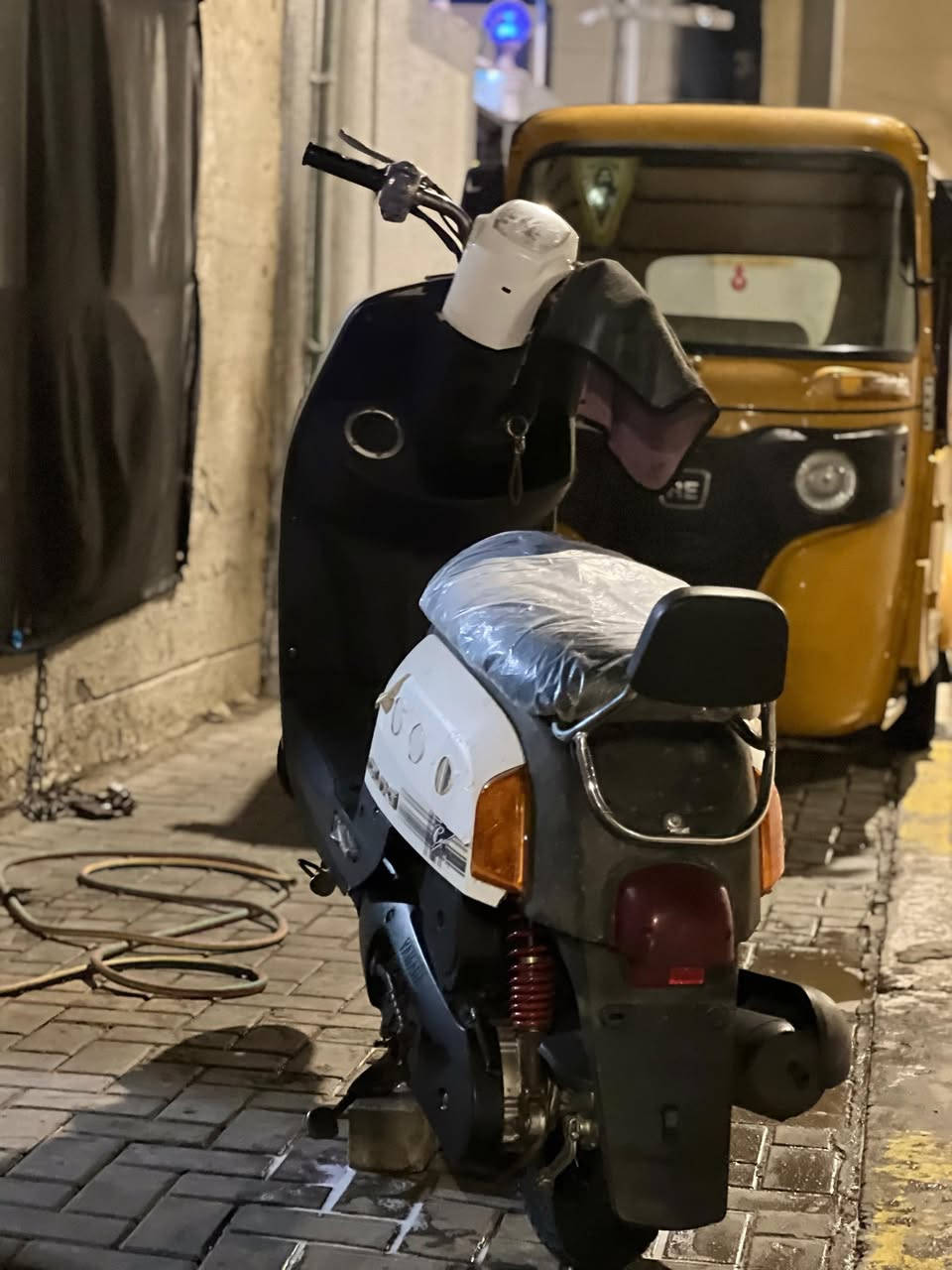 سلام عليكم بوليسي البيع كلشي مابيه بس كابريتر بيه كطعه بسرعه ٢٠ بل ستمراريه مابيه شي البيع ب ٨٥٠ بيه مجال ***********
