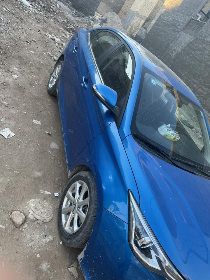 موديل 25 ماشية 57 الف رقم بغداد  حرة بسمي بيع شرط التحويل سيارة منضومة غاز كير مكينة اكفلهن الك مكاني بغداد الدورة سعر 95 ورقة وبي محال قليل لطيبين ما متواجد ع فيس اتصال فقط ***********
