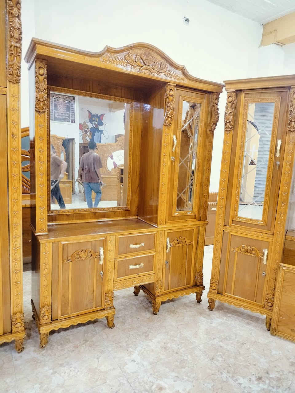 السلام عليكم غرفه مستخدمه عنوان واسط العزيزيه شارع التربيه يوجد واتساب توصيل مجاني ***********
