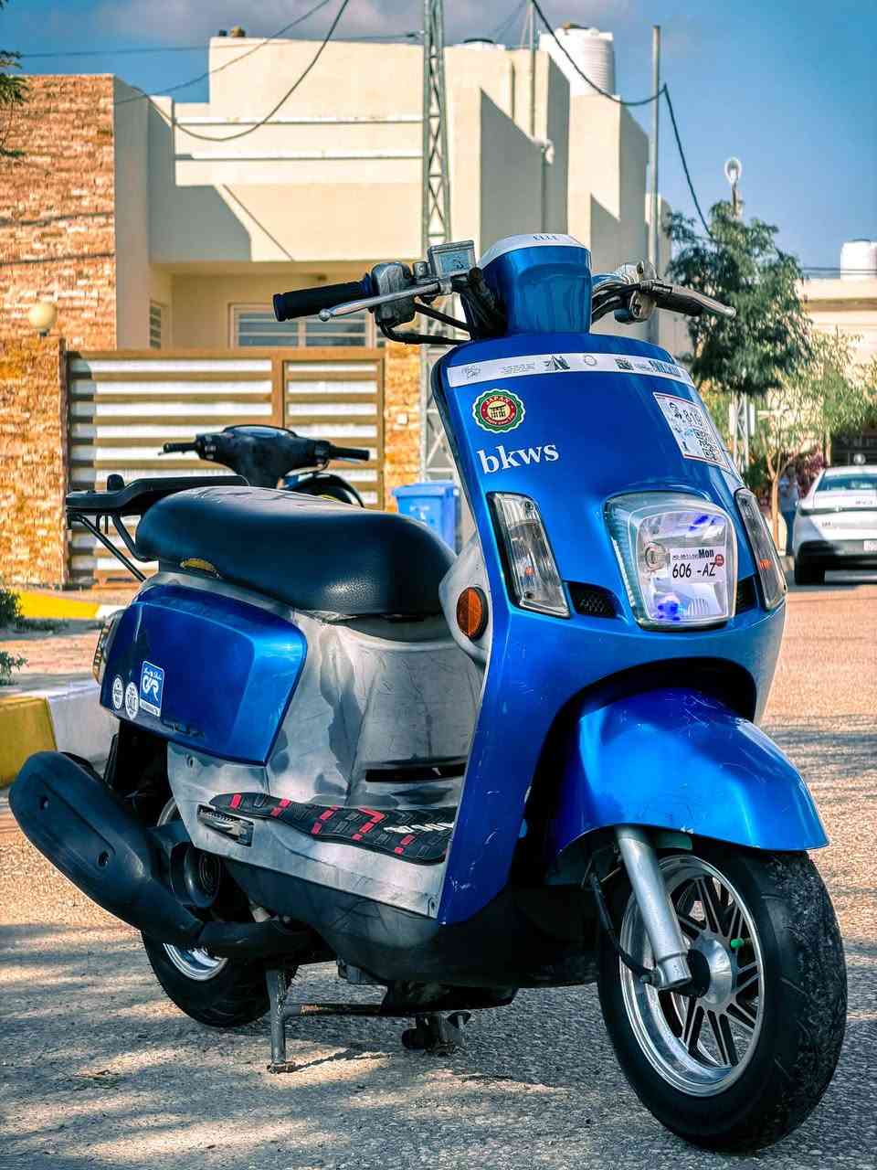 السلام عليكم ماكس بوليسي موديل 2012
اللون : ازرگ دواخل رصاصي مميز
المحرك نوزل جديد بلباكيت كله دهن ام از اويل 
الگشر نظيف ومداري الدراجة كلش 
السعر : اتصل وتدلل مامتواجد على الانترنت 
***********
*********** كربلاء, العراق
