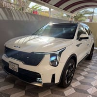 سورنتو 2025 • كيا سورنتو • سيارة دفع رباعي • 6 سلندر • 7 راكب • بانورا...