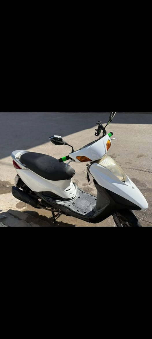 سلام عليكم دراجة بريز كابريتر✨ للبيع دراجة ما ناقصهة اي شي✨ من كهرباهيات ومن كلشي✨ دراجة ممشاهة يخبل شلعة ومعدل✨ دراجة بلادية السبانة ما مطخوخة على المحرك✨ دراجة جديدة نفس ما جاي اشوف اكبالك✨ السعر 750 وبيها مجال بسيط✨ مكاني بغداد سبع قصور ✨متواجد واتساب على ذني الأرقام✨ *********** ✨الرقم الثاني ✨***********✨ ومتواجد خاص ✨
