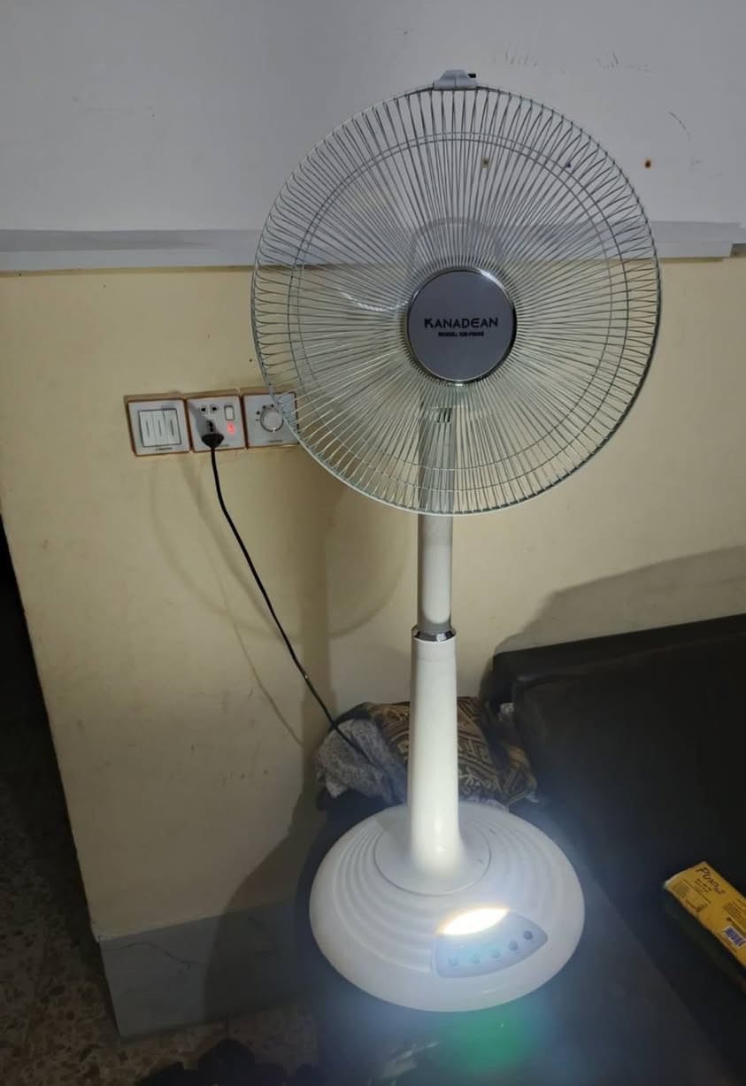 بنكة شحن وكهرباء جديده يرادله بس باتري مشتريه حاليا بس ع كهرباء تعمل سعر 25


**إذا كنت صاحب هذا الإعلان وتريد حذفه لأي سبب، رجاءا أرسل رسالة إلى الدعم الفني**