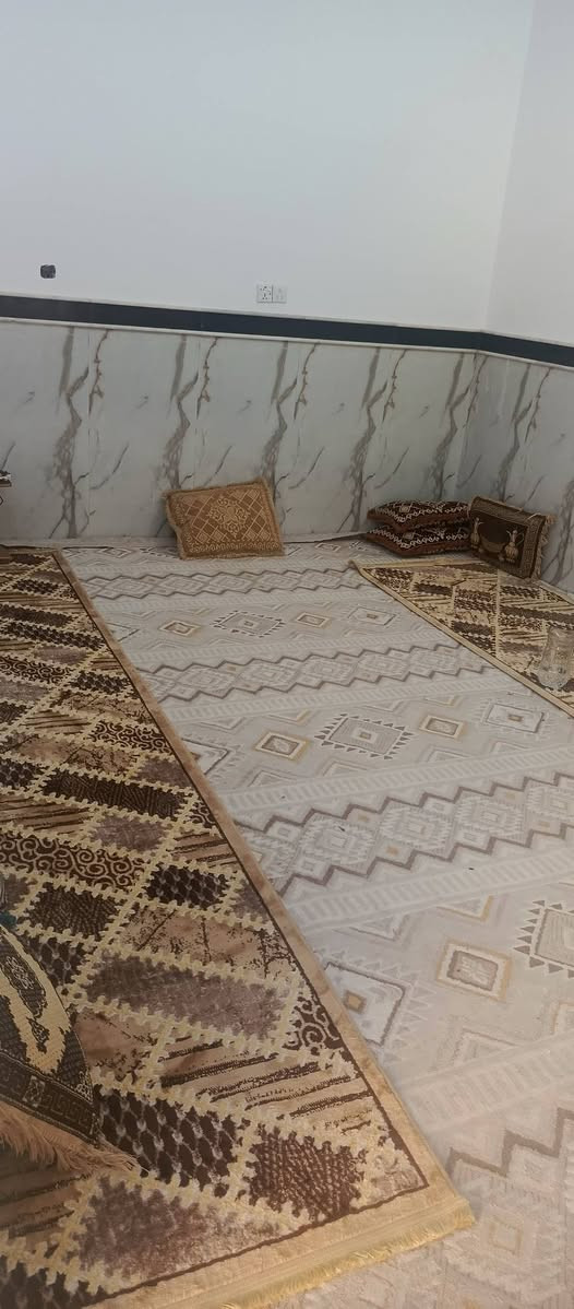 بيت للبيع زراعي سند 25 طابقين مساحه (260) عنوان زراعي النفط قرب اسواق ماركه جكليته اتصل ***********
