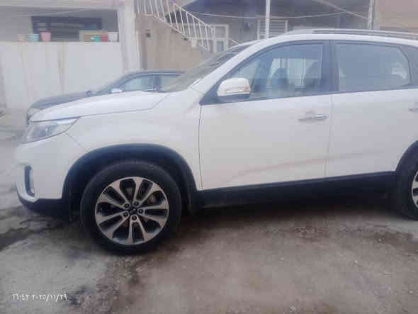 سلام عليكم 
كيا سورنتو
موديل  15 رقم أربيل  سنويه هزه كله جديد 
بدون صبغ  فول مواصفات بدون فتحه
محرك اربعه محرك مفتوح 
كربون بزين موجود +964 776 951 4700
للبيع اومرواسه حسب القناعه 
السعر 175 وبي مجال 

***********وبي واتساب
