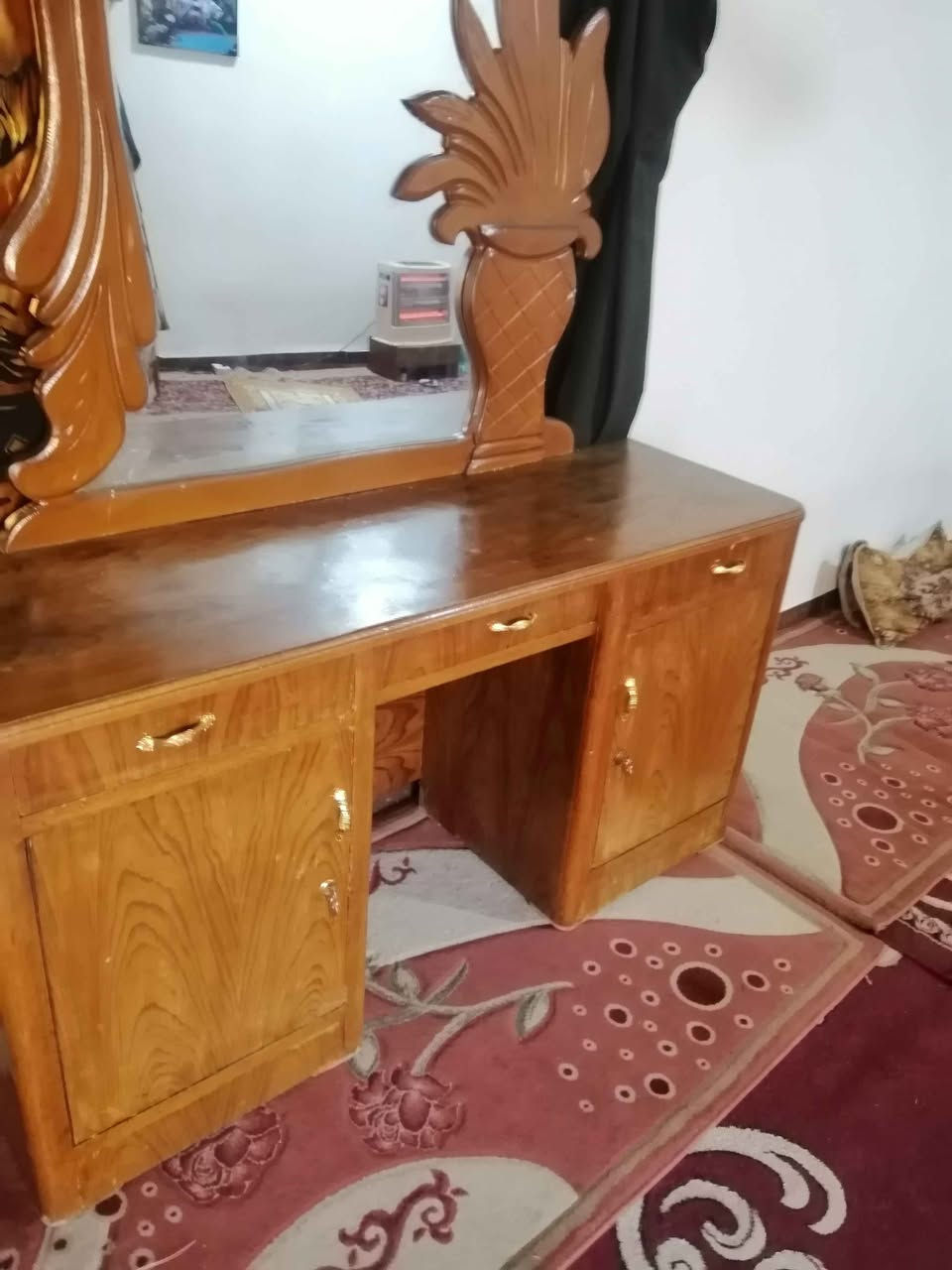 سلام عليكم من رخصة الادمن غرفة اخشاب ام اربعه أبواب صاج تسكام ثكيله دنك ظهره جرجوبه برغي مكانه كربلاء سعره ٤٥٠ الاتصال على الرقم *********** *********** العنوان قريب شارع الحافظ عمود ١٣١ قرب دلالية الضياء كربلاء, العراق
