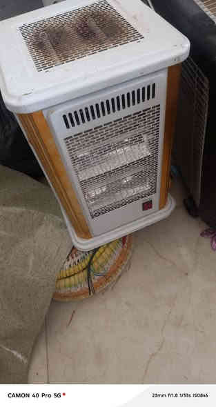 صوبات عدد ٣ السوده الوحده ع ٣٠ والبيضه ب١٥ وبيهن مجال بسيط شغالات الشراي يتصل بهذه الرقم ***********
