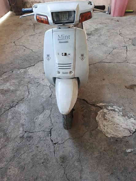 ماطور كلو شرط كهربائية شغاله سلف شغال مكينه شرط بس قبغ هندر درعو اصلي صوت اكسن شرط سعرو 200بي مجال بسيط هذا رقمي خابرني ***********او اسيا ***********
