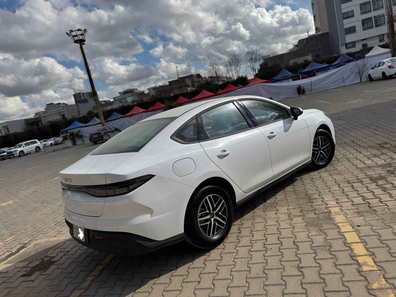 BYD Seal 05 DM-I
*********** 
 شحن كاره با و هایبرید و بەنزین 
مواسەفات فول 2100 km تانكی گه وره ٦٥ لتری ويل كرۆم كامل كماليات و تاخم گعيه ی بۆ دوراوه و ره قه م كراوه  صبغ ته نك
کامل ئەشیایی شریکە و شحنی 16 امپيری و 8 امپير.٣ كارت و سويجی له گه له ٣ هه زاری حقيقی ڕۆشتووە به ناوی خۆمه
سياره كه له هەولێره
ژ.م:*********** 
140 وره قه مجاليكی برايانه أربيل, العراق
