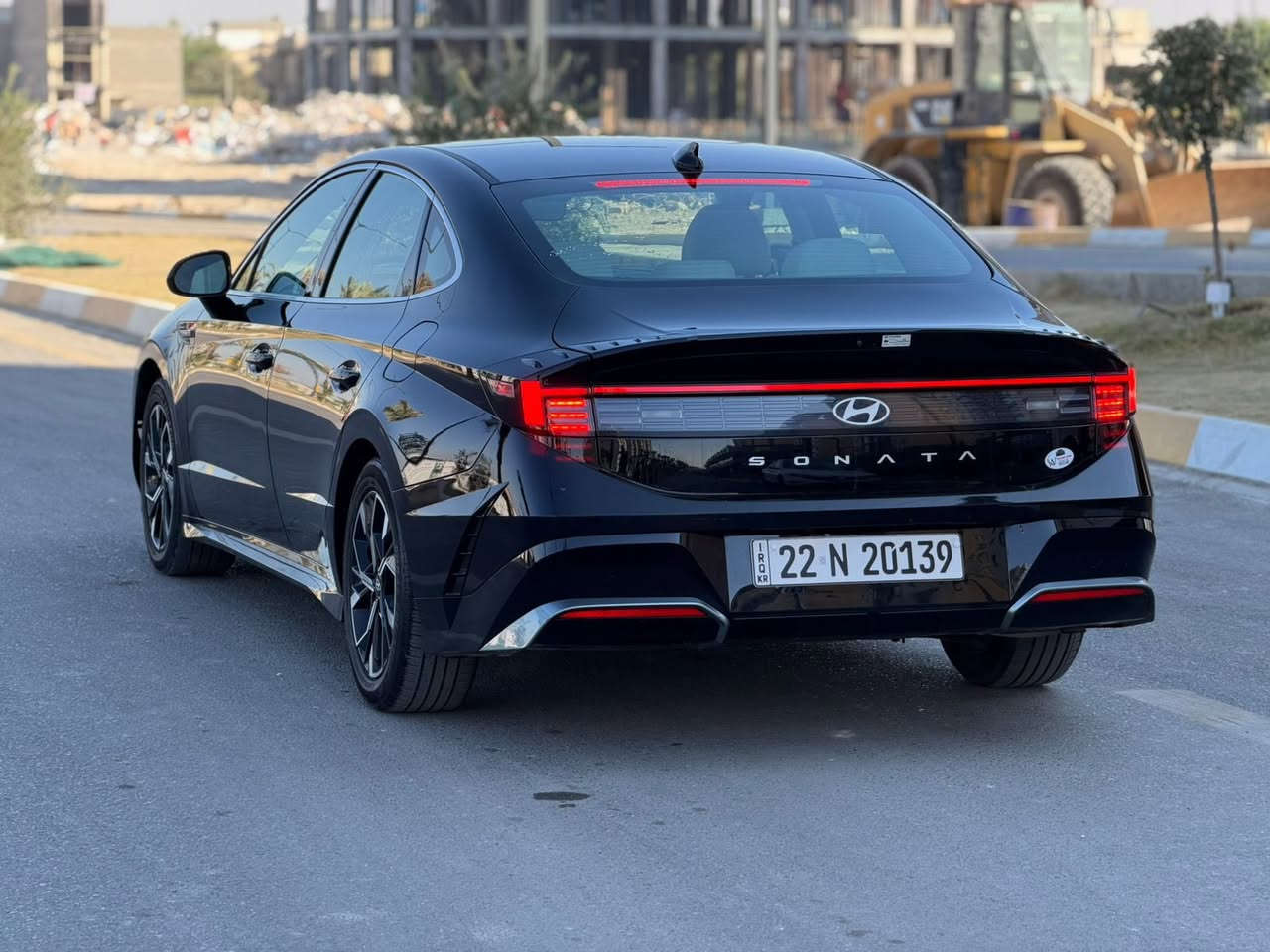 -
سوناتا الشكل الجديد / عدد 3 
حوادث حلوه وبسيطه وان شاءلله ما قصر وياكم 
مرقمات اربيل كلهن وتحويل للمشتري 
وهزه وفحص جديد 
وحده مواصفات فول بنوراما sel plus
و 2  Sel نص مواصفات
بغداد المنصور 
واتساب متوفر او الاتصال 
***********
