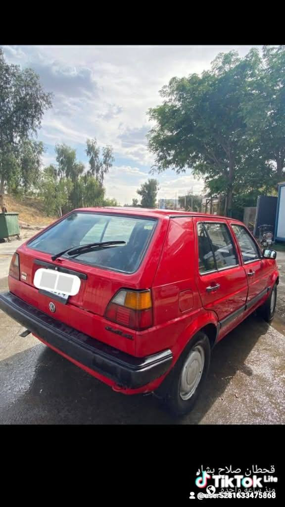 السلام عليكم كولف للبيع 
سنويا جديدة هزة للشهر 4
مكينا بيها اثر دخان 
السيارة احلا من الصور 
بيها جاملغ خلفي صبغ وامامي اني ابيعك حزام
مكلف بل نشر مكلف بل نشر
السعر 35بيها مجال 
***********
***********
