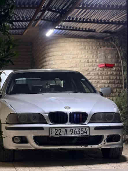 السلام عليكم
BMW 530i 
2001 أصل بليته وسنوية 
رقم أربيل بأسمي تحويل مباشر 
مكينة 30 دبل فاينوس  نشطة حيل 
كير جديد 
تبريد منظومة كاملة شرط ثلج ❄️ 
منظومة مي جديدة من مي أصلي راديتر 3 سراوات 
غرفة نظيفة جداً بطاين جديدة 
عدا الكشنات الأمامية بيها تشققات 
كشنات تدفئه 
مري شفط 
تحكم ستيرن 
بردة خلفية 
شاشة كار بلي  
تبريد قطعتين 
كت M داخل وخارج 
كشنات جلد ( عادية ) 
السيارة عليها ادامه والحمدلله 
صدر خلفي جديد 
أمامي نظيف 90% 
السيارة كلش نشطة وناعمة وترايها ايخبل 
مشط ستيرن كهرباء .
حادث السيارة ( بجم جهة السكن ) 
الســعر 85 ومجال
عنوانها موصل ودهوك
***********
***********
‏‪‪0788 331 1553‬‬‏
