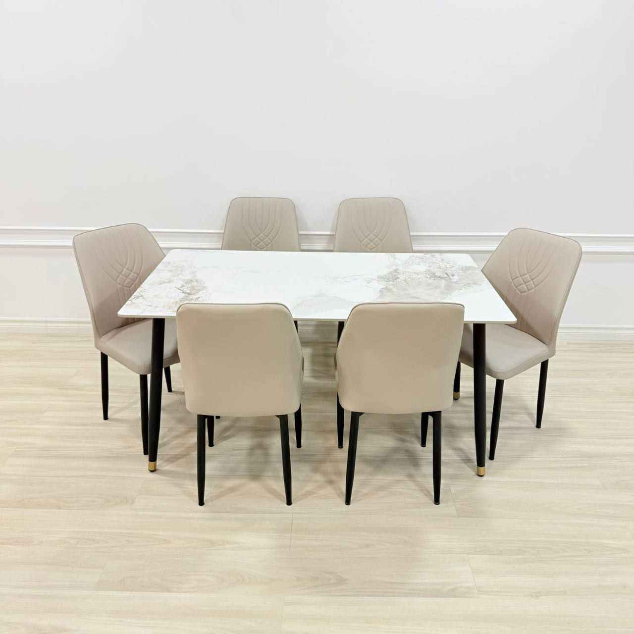 ميز طعام 6 كرسي 🩷
رجل حديد سطح رخام مزجج 
قياس الميز 80*140 سم 
السعر 240 الف
يتوفر توصيل بغداد والمحافظات 🩷 بغداد, العراق


**إذا كنت صاحب هذا الإعلان وتريد حذفه لأي سبب، رجاءا أرسل رسالة إلى الدعم الفني**