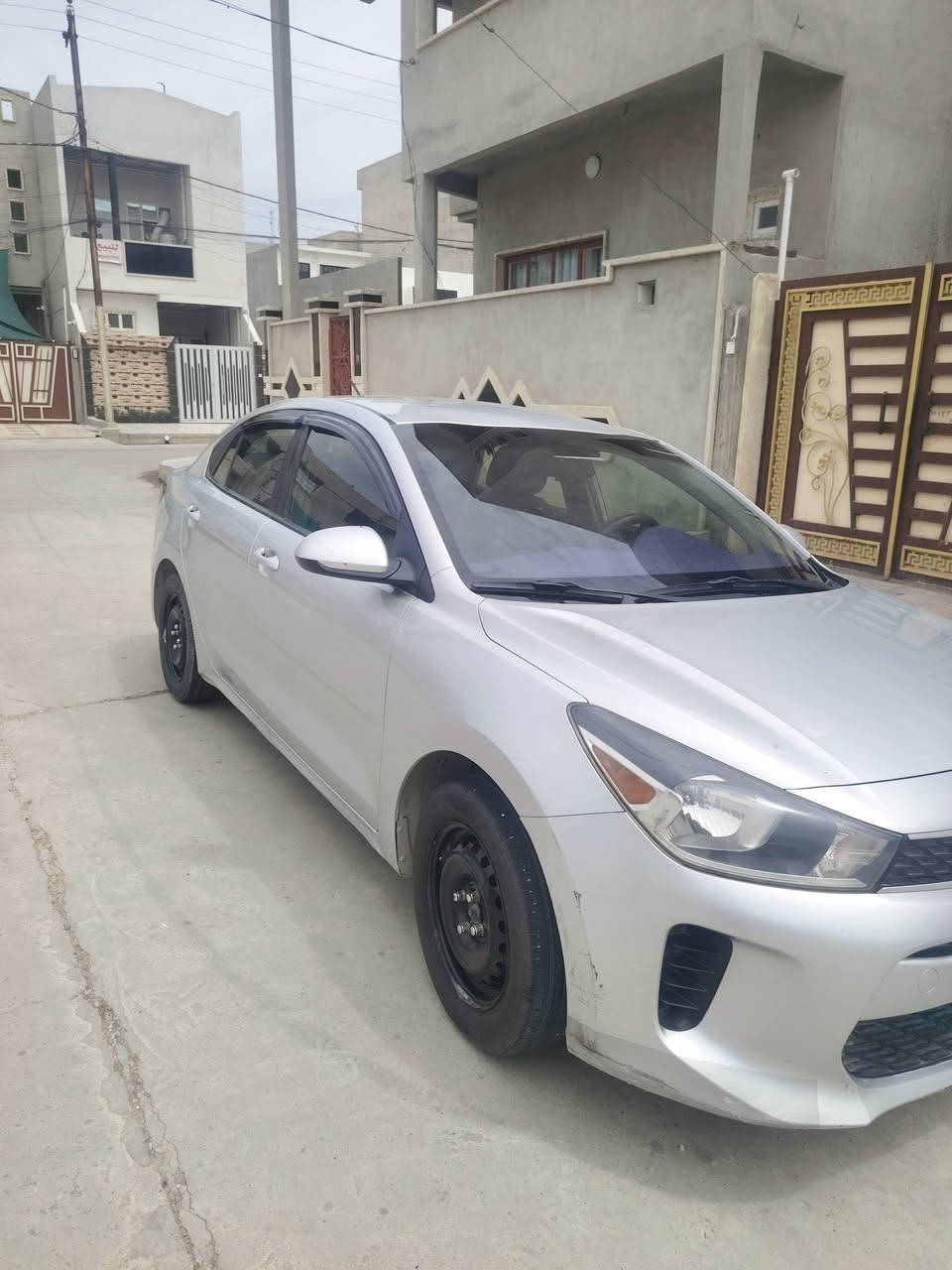 للبيع كياريو 2019 نينوى بسمي بدون دواخل فقط صبغ بين البابين اثار شخوط موضح بصوره السعر 110قفل ***********
