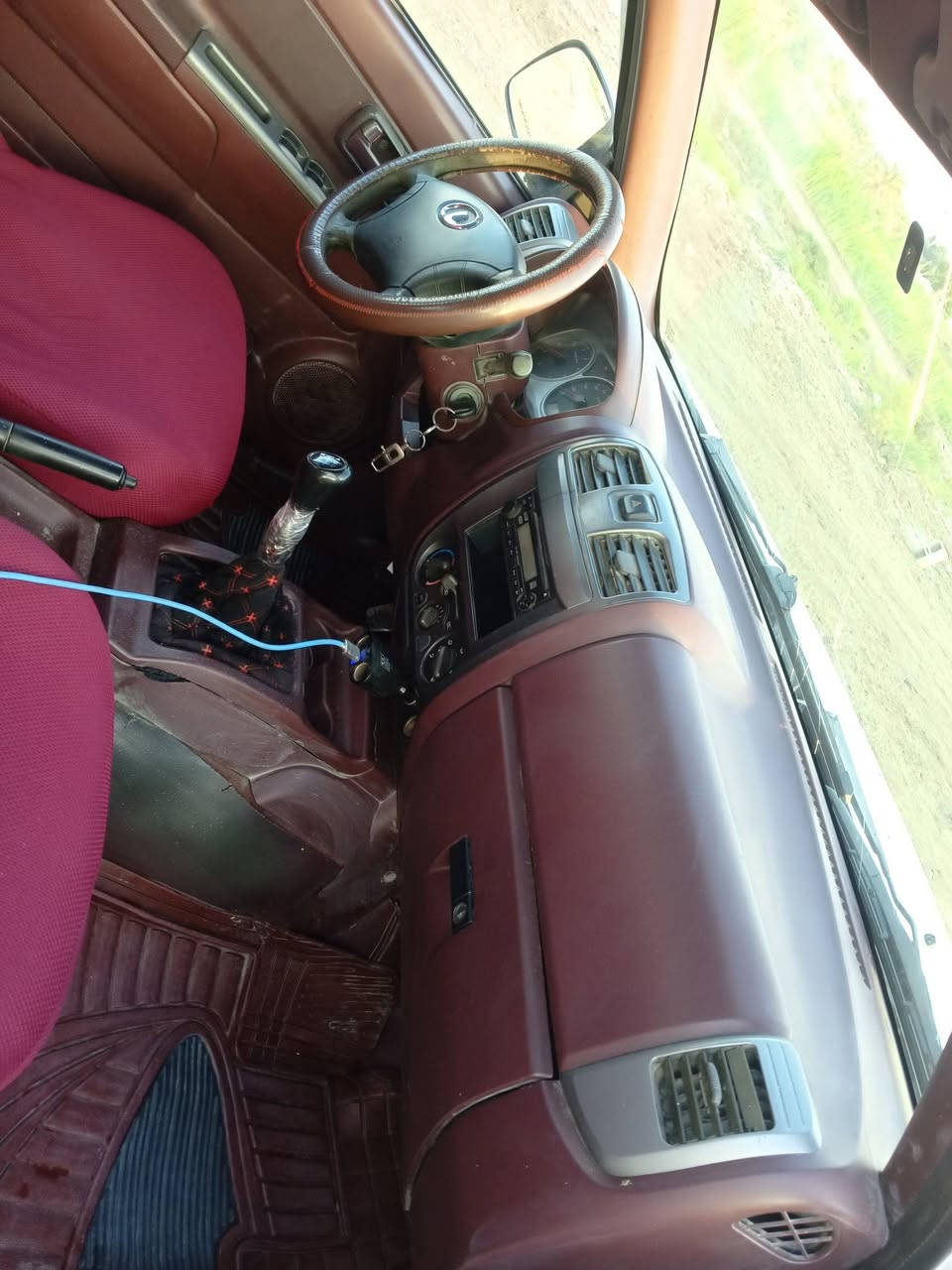 السلام عليكم موديل 15 للبيع رقم بابل سنويه صاقطه بل 22 مصبوغه عام بدون لاضربه ولا كلب جماليه السياره جاهزه لاتسئلني شبيه مكينه وكير وحداديه وكهرباء ودواخل وتبريد وتاير كله جديد خير من الله ماتذب عليه الف ادامه كامله السعر 65 المكان واسط ***********اتصل وبلخدمه
