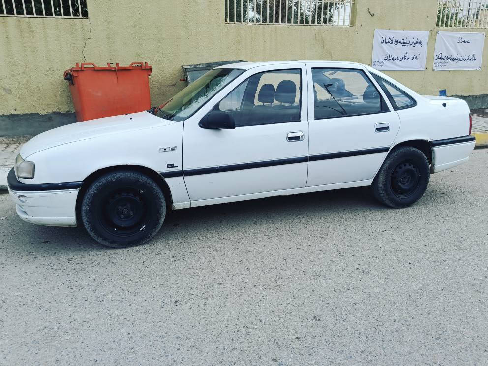 اوبل فكترا 1993 حجم 20
رقم سليمانية سنوية جديد لحد2030
بيها كوبون بانزين
محرك كير شرط كير عادي سقف سلايتabs
سيارة مابيها صبغ كلها عل بلاد 
مابيها حادث  مكفول شرط 
السعر43ورقة وبيها مجال
مكان دوز خورماتو
***********
*********** طوز, صلاح الدين
